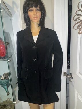 Women's Black Single-Breasted Belted Trench Coat